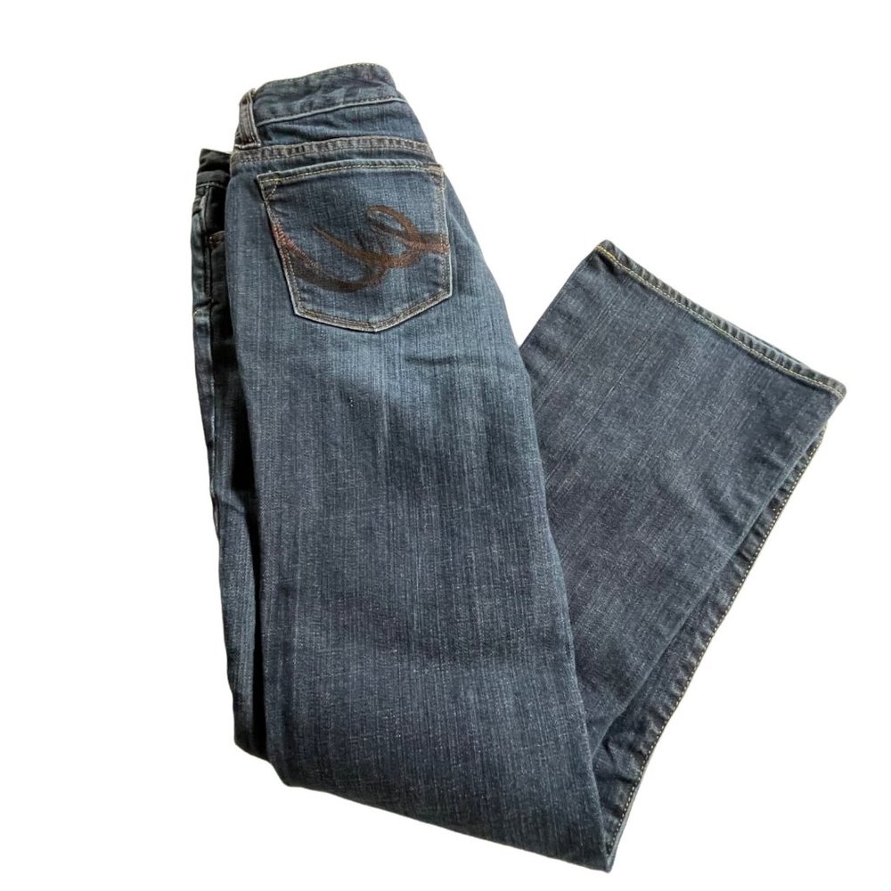 X2 women's size 4 regular low rise slim W10 zip fly boot cut jeans